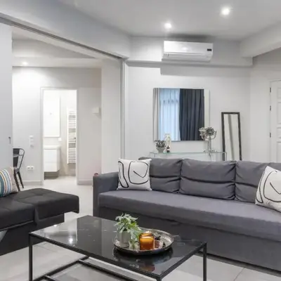 Fantastic Central Athens Suite with shared Rooftop Deck