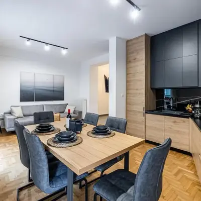 Hi end Pagrati /2bdr apartment !