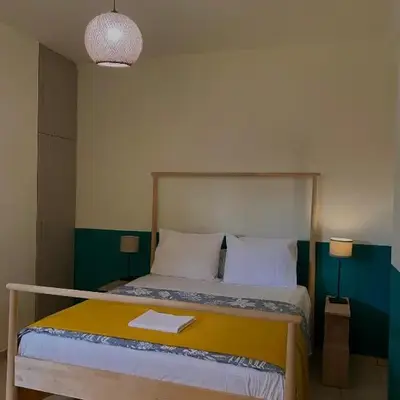 Helen's cozy studio (close to the airport)