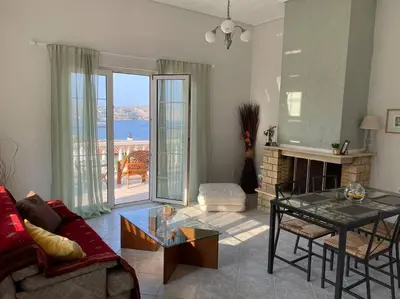 Gallery image of Seaside chalet in Dhaskalión
