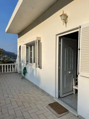 Gallery image of Seaside chalet in Dhaskalión