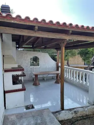 Gallery image of Seaside chalet in Dhaskalión