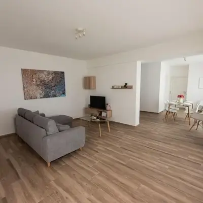 Bright 2BR apartment in Palaio Faliro-(FAL_A1)