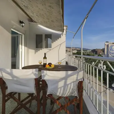 Acropolis View top floor apartment