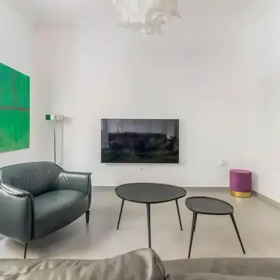 3 bedroom New Modern Flat in the heart of Athens