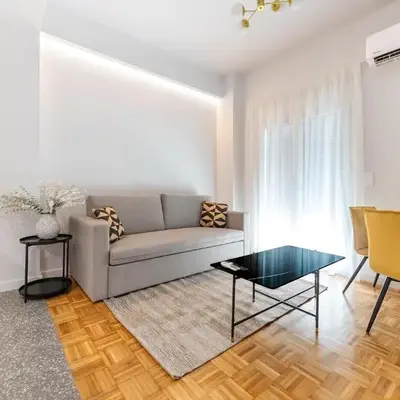 Phaedrus Living: Luxury Flat Panormou