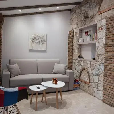 Boutique Eptalofos 15min from airport and sea