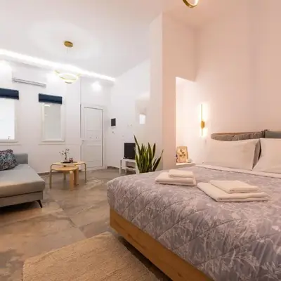 Valhalla - Brand New Airport Apt.