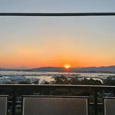 Floisvos Penthouse Oasis