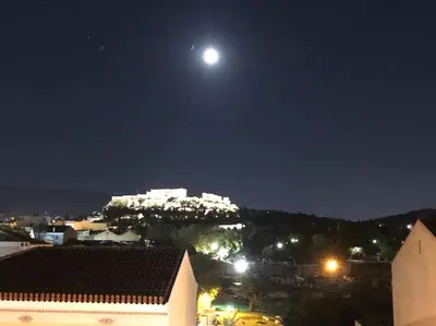 Gallery image of Acropolis view, near Monastiraki 2br 2 bathrooms RED in Athens