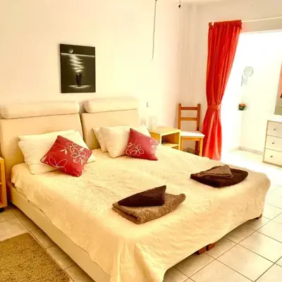 2 Bedroom