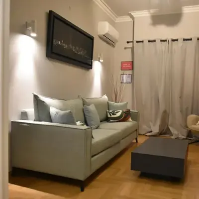 Stylish Central Cozy one BEDROOM Apartment