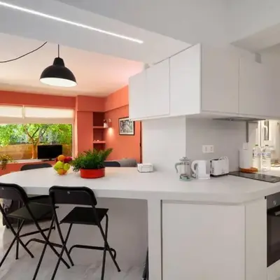 Gly3 65m2 sunshine oasis in Glyfada