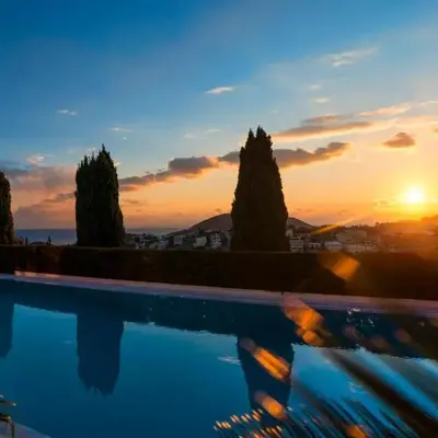 Luxurious Family friendly Villa Anavyssos