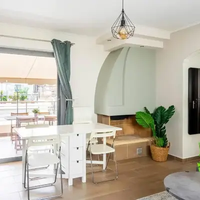 Comfort 1BR apt with amazing balcony at Piraeus