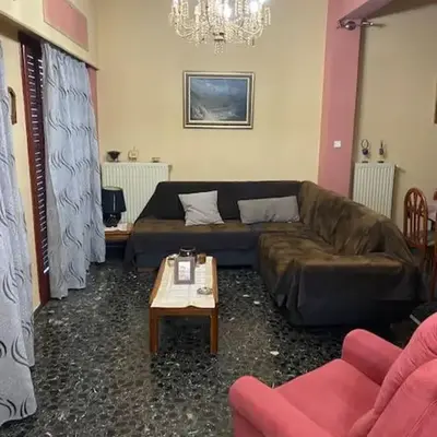 House close to the port Piraeus and metro station