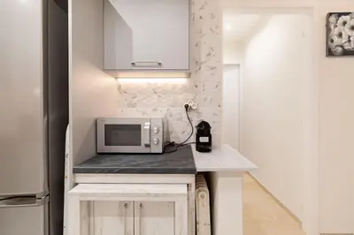 Gallery image of Comfy flat near Edem Beach By AthenianKeys in Athens
