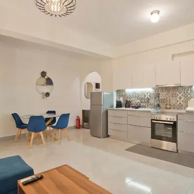 Milena Comfy Piraeus Reno Apt AC & Full Kitchen