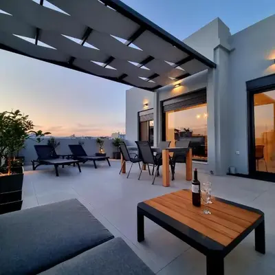 10 Apartments & Suites Athens