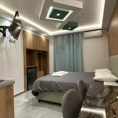 Luxury Semi Basement Apartment with Terrace