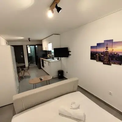 Studio Stratos ideal for 2-3 night Weekends