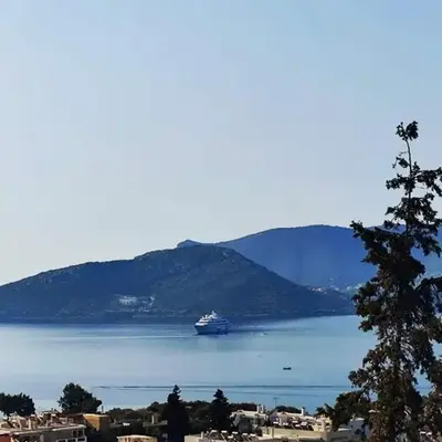 Studio with unique view near the beach!