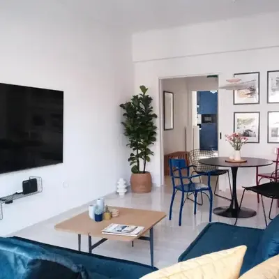 Unique 2BD Design Apt with airconditioning near Acropolis
