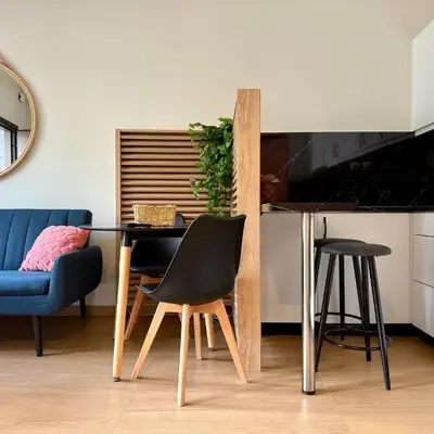 K43 Brand-New Stylish - Cloud9 in the city