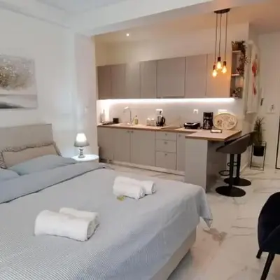 Maddie's Apartment