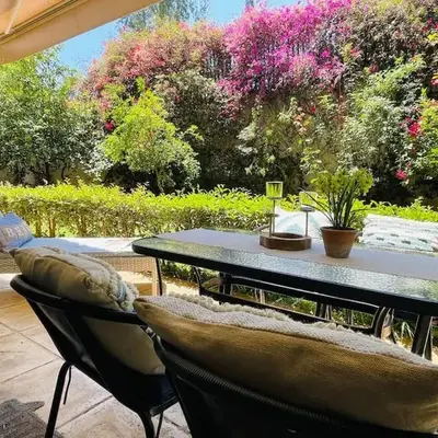 迷人花园公寓 Charming Garden