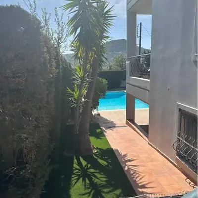 Modern Apartment in Agia Marina Koropi