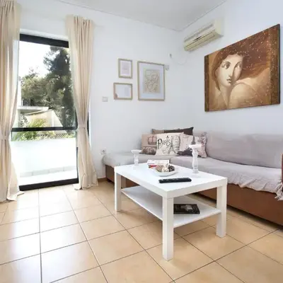 Lovely Cosy Apartment In Papagos