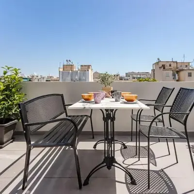 The Meta Stay - Rooftop Access Unique Penthouse