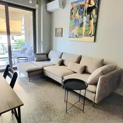 quiet apartment near the sea