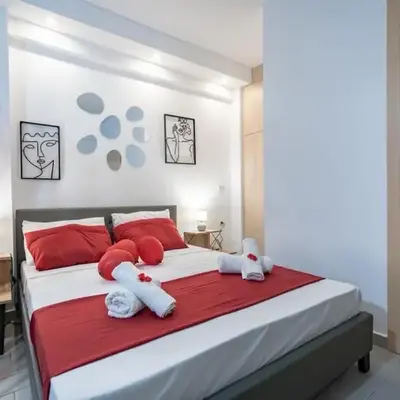 NEW Boutique Athens HEART Kypseli