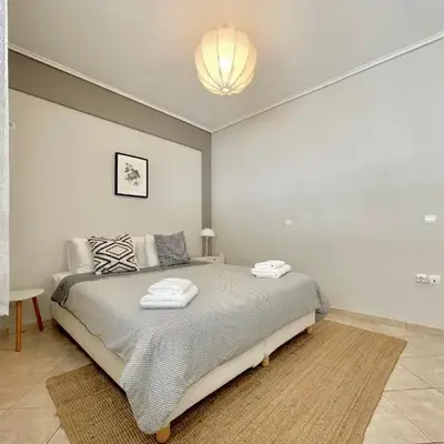 Bright & Cosy in Athens!