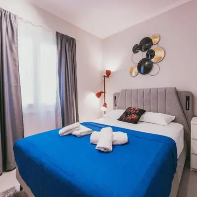 Aura Suite by Zeussuites