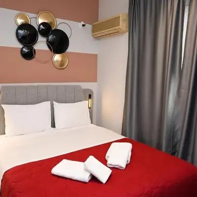 Iris Suite by Zeussuites