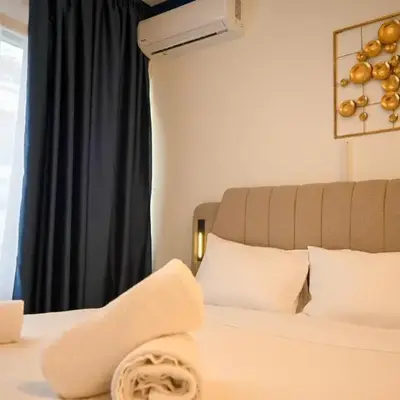Syntagma Plaka Suite by Zeussuites