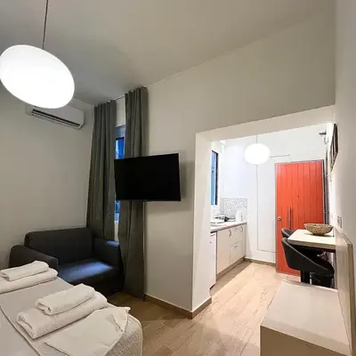 Athinais Inner Suite - historical center