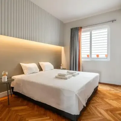 Family 2BR Apt By National Archaeological Museum