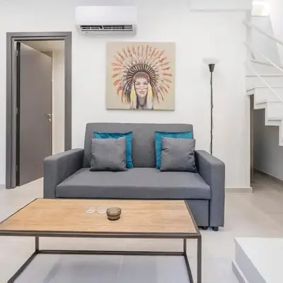 Oculus Kalithea Irakleous Apartments by Live&Travel