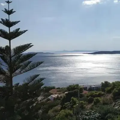 Vintage house by the sea in althea