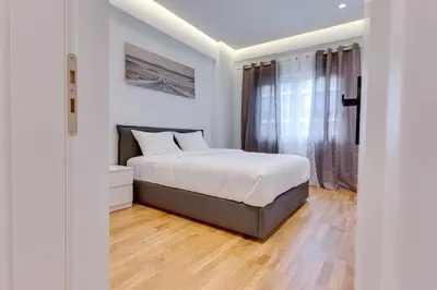 Gallery image of Elegant flat 5 walk to metro panormou in Athens