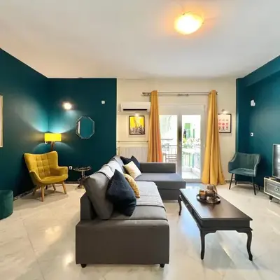 Elegant apartment in Thissio