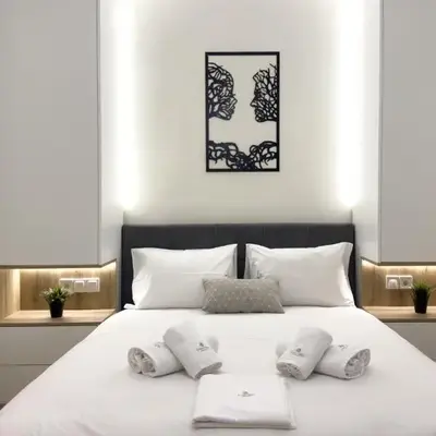 White Luxe Suite in Kolonaki