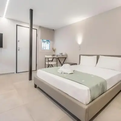 Oculus Kolonos Suites by Live&Travel