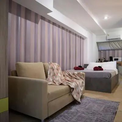 Premium Athenian District Urban Studio