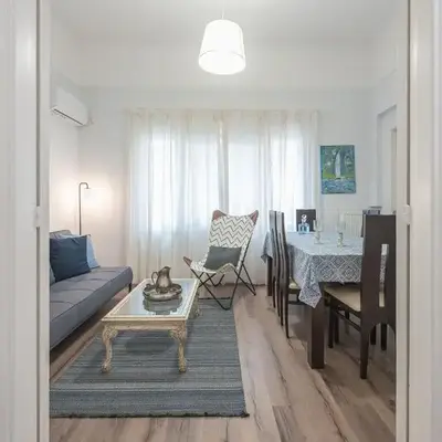 Peaceful and comfy 2BA in Athens heart