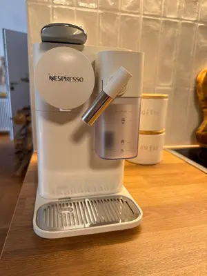 a mixer sitting on top of a counter at The Gardenian - 15 min from Athens Airport in Paianía